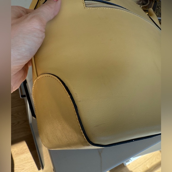 Vintage yellow purse - Picture 3 of 16